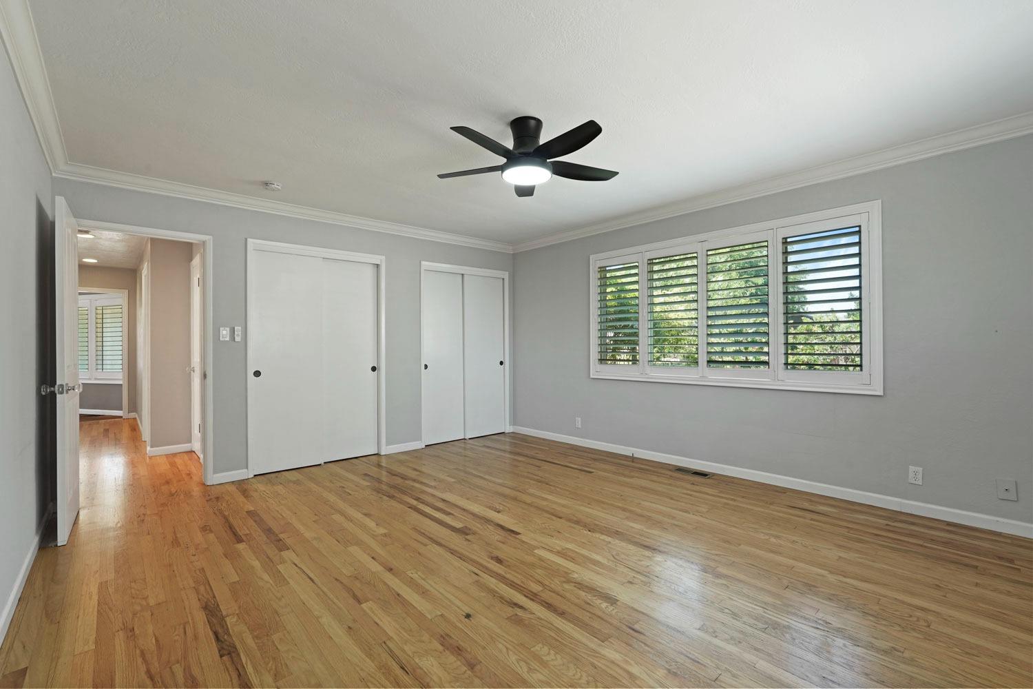 6942 N Pershing Avenue