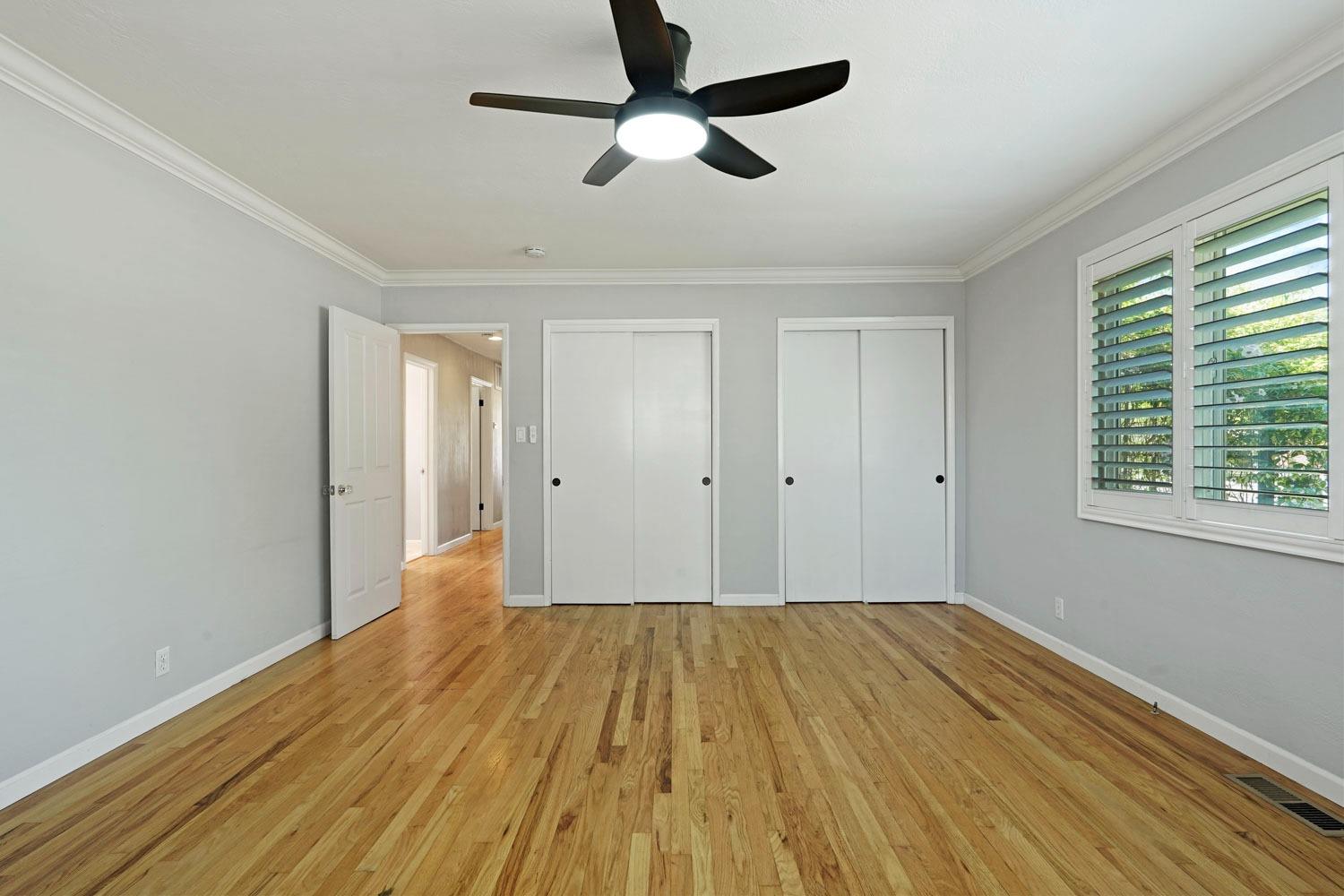 6942 N Pershing Avenue