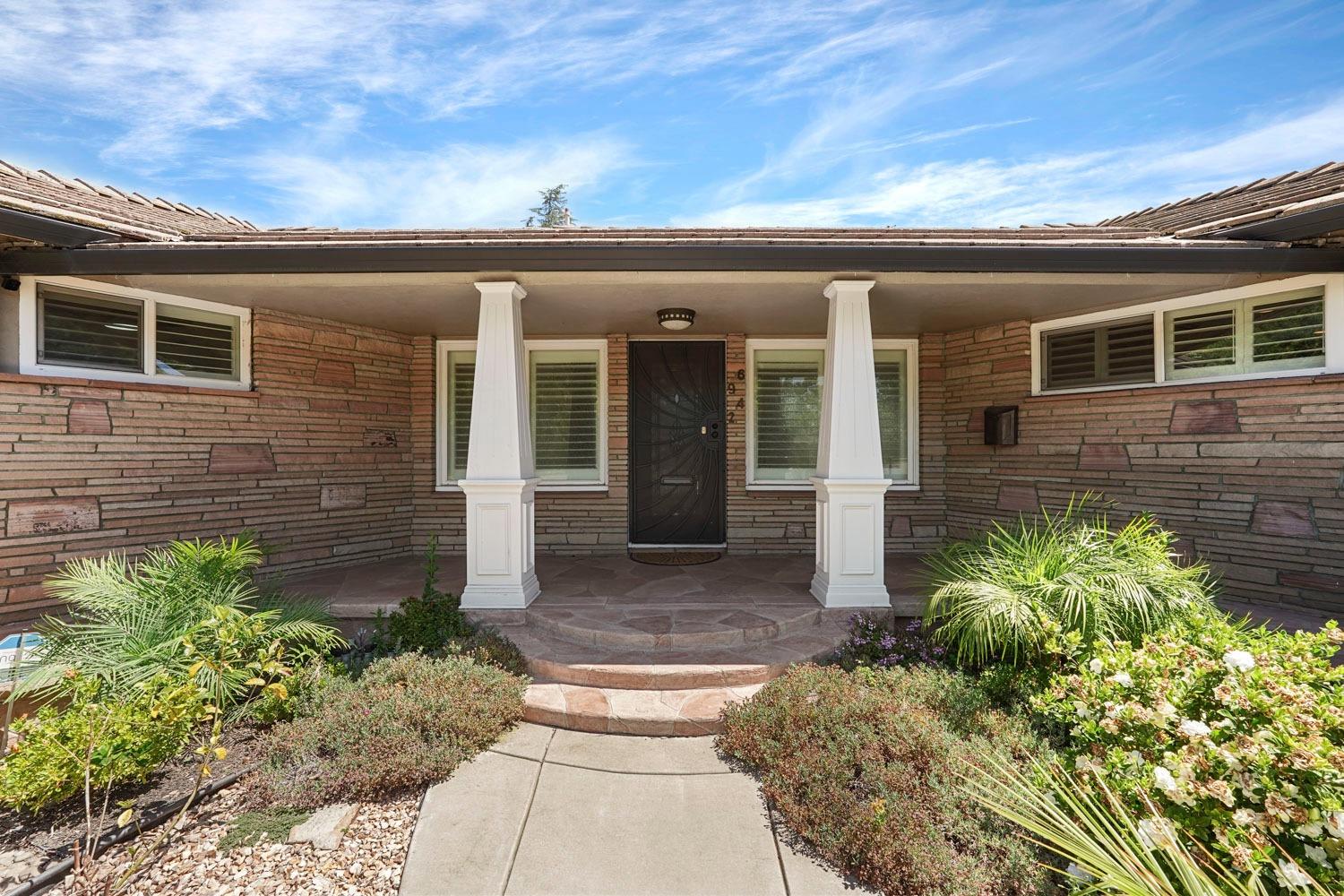 6942 N Pershing Avenue