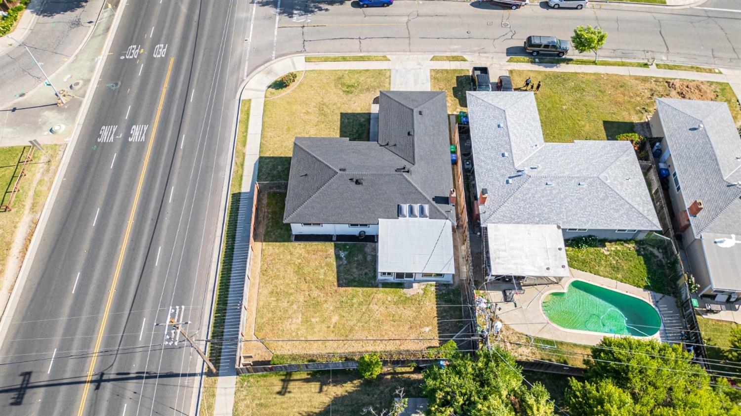 103 Center Street