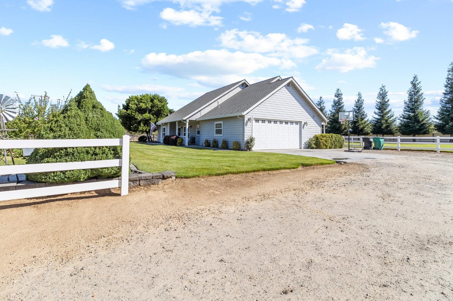 9178 Petaluma Street