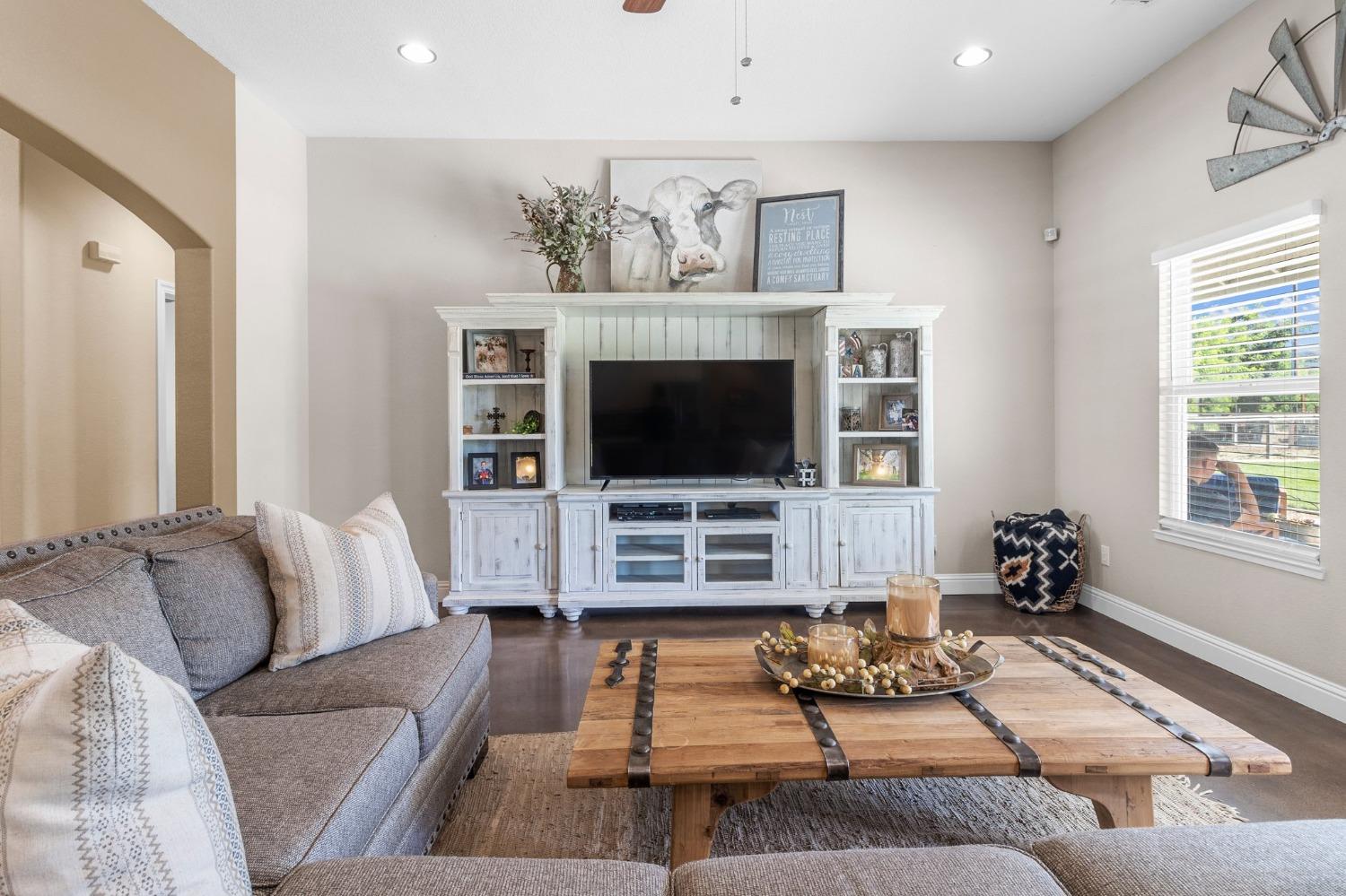 9178 Petaluma Street