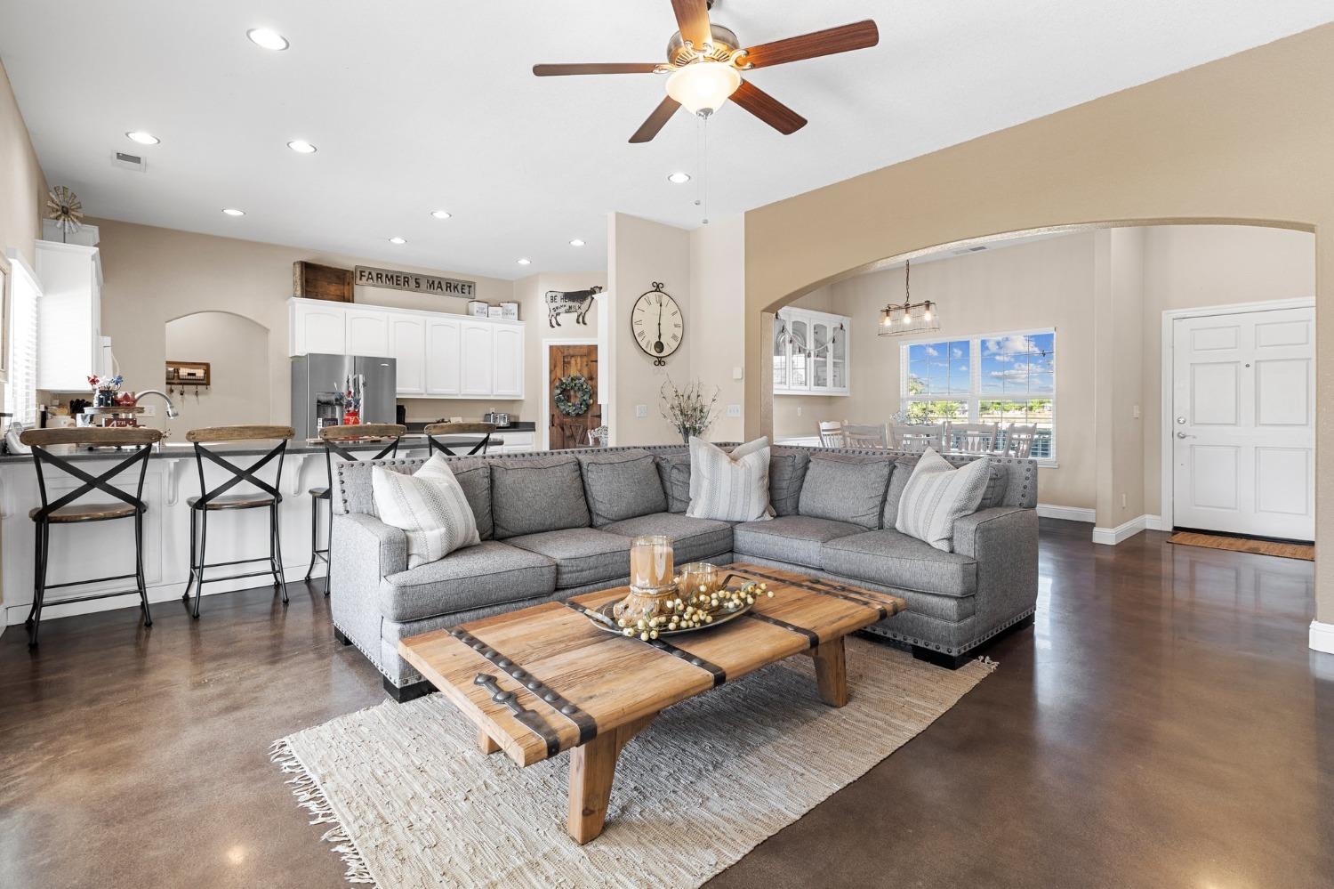 9178 Petaluma Street