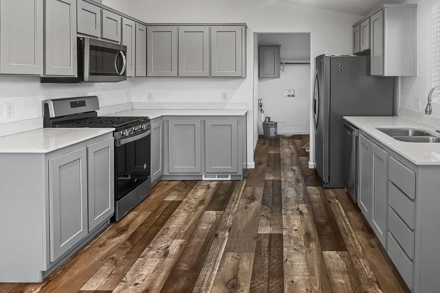 4024 McHenry Avenue 115