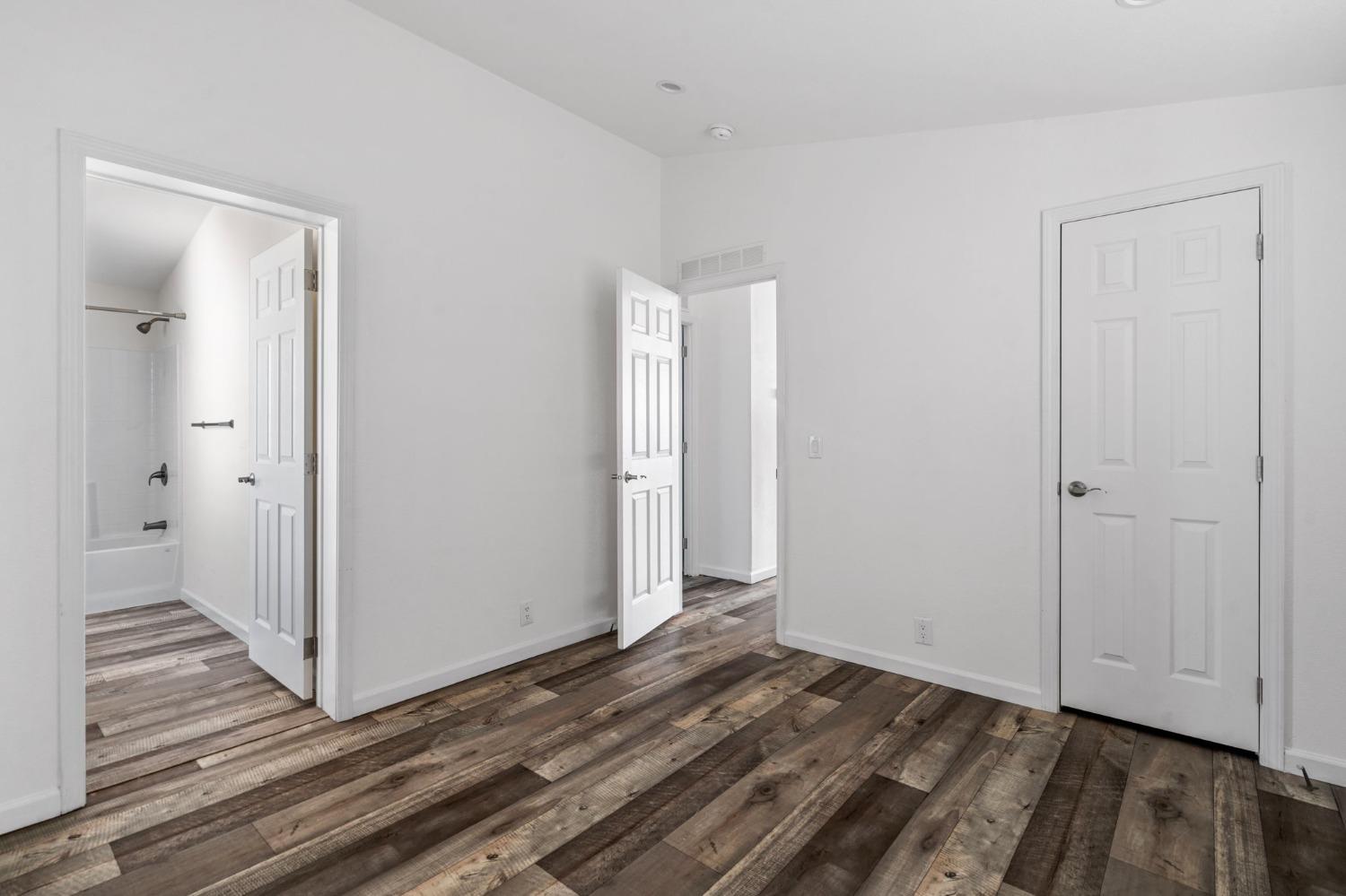 4024 McHenry Avenue 115