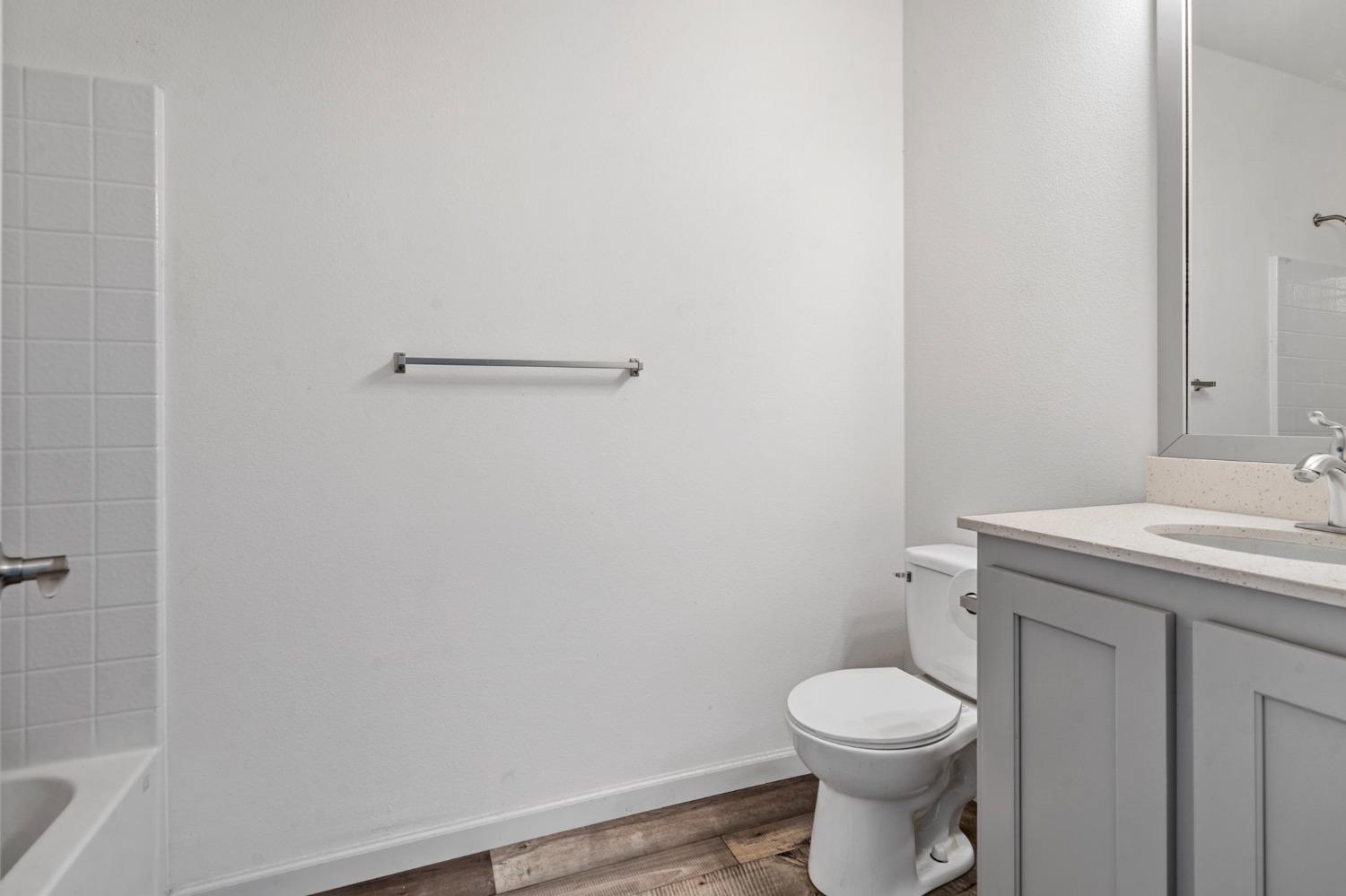 4024 McHenry Avenue 115