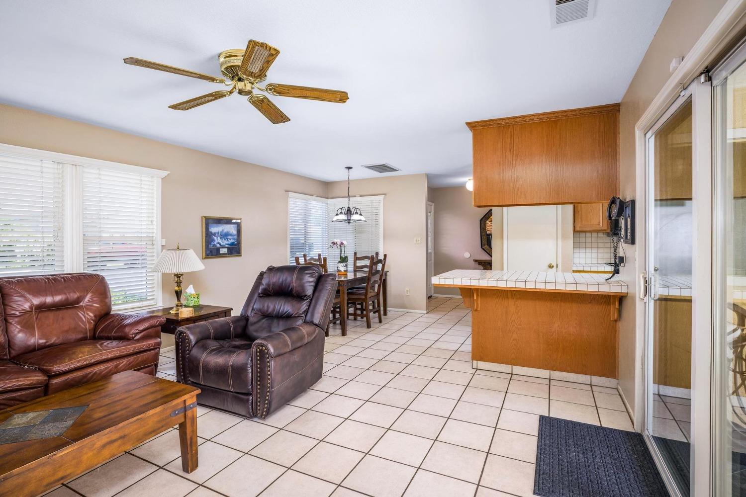 3900 Spring Oak Drive