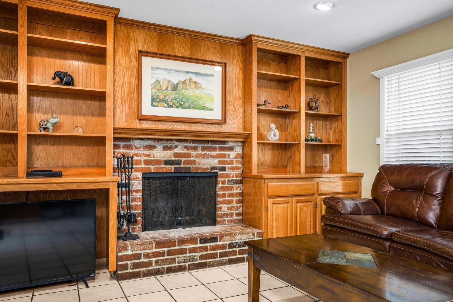 3900 Spring Oak Drive