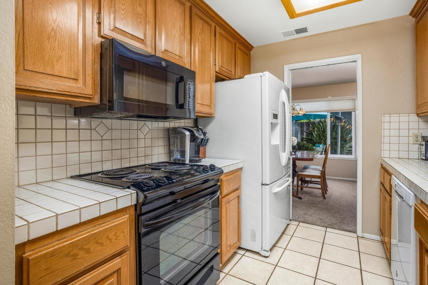 3900 Spring Oak Drive