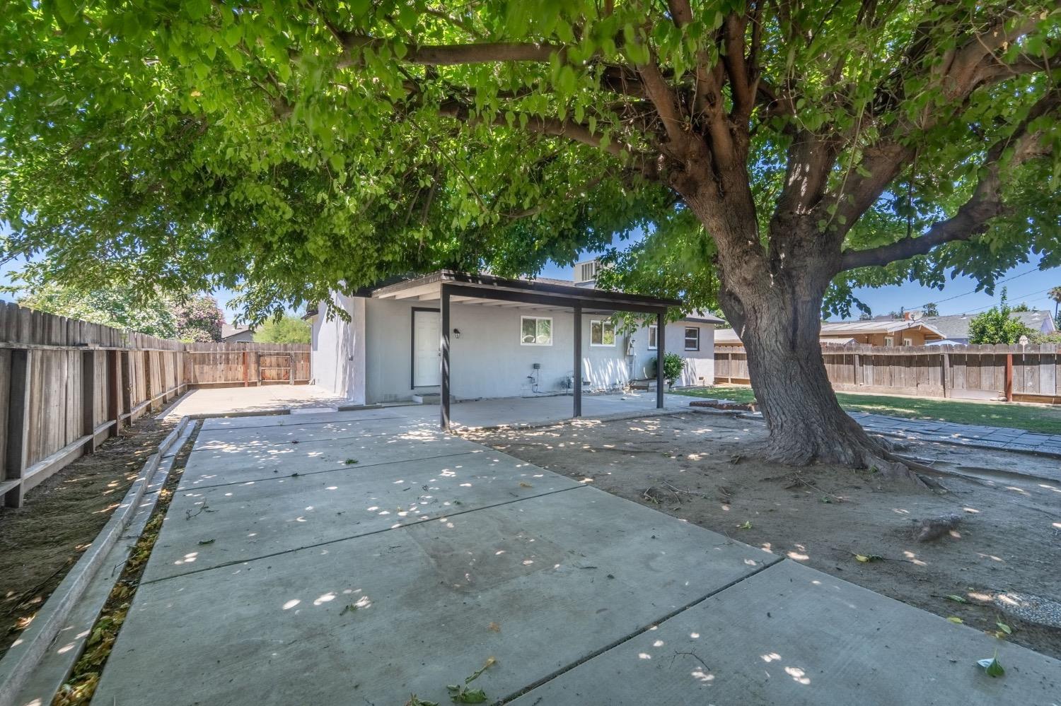 2104 OFarrell Avenue