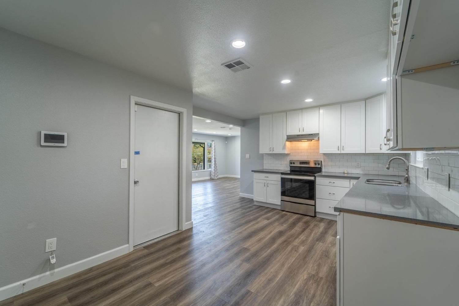 2104 OFarrell Avenue