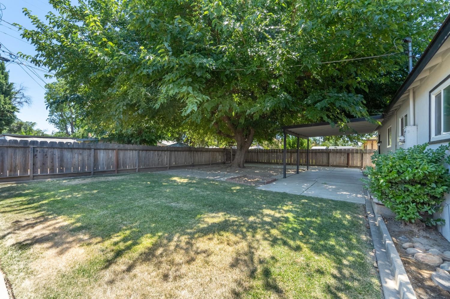 2104 OFarrell Avenue