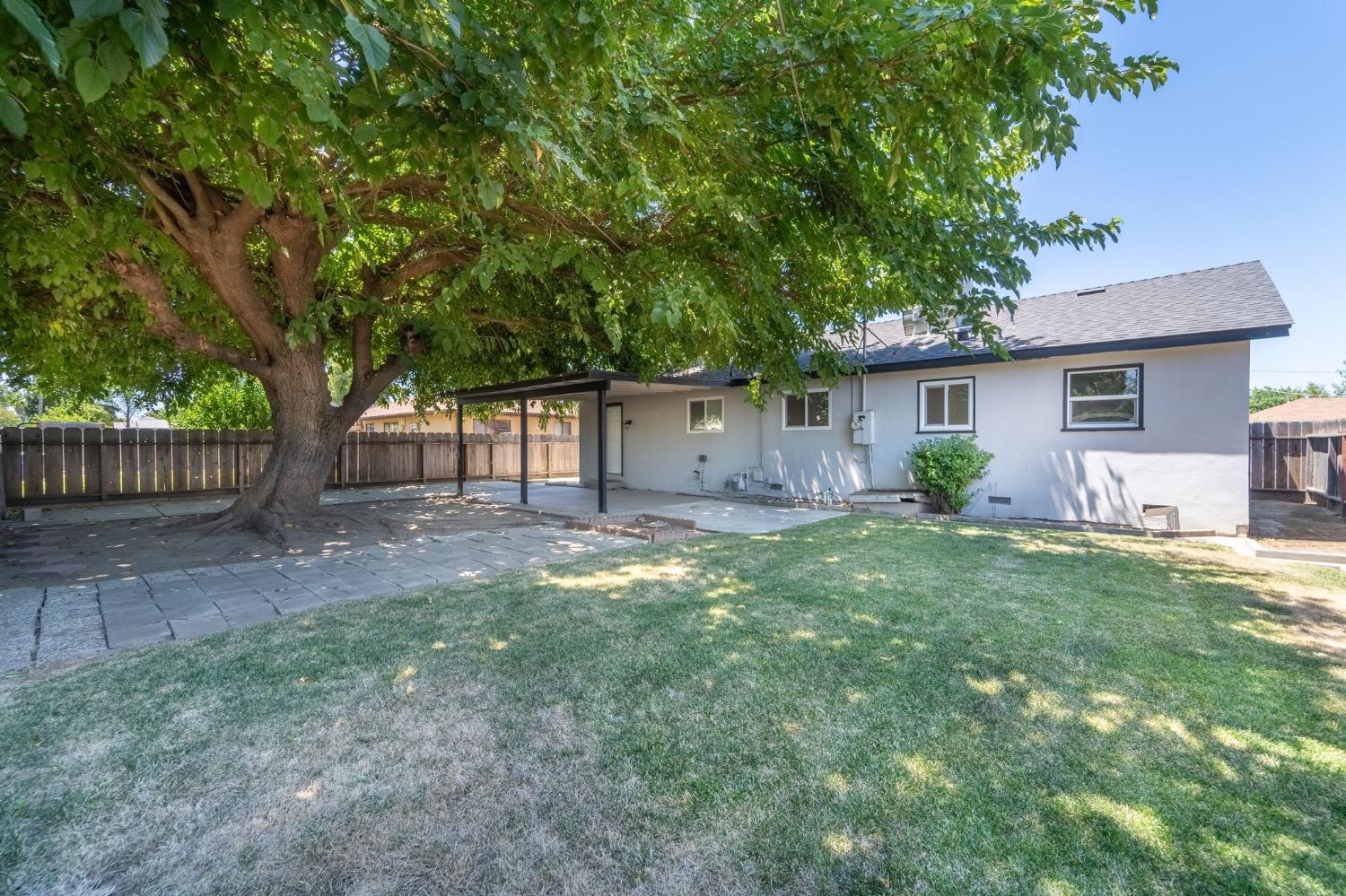 2104 OFarrell Avenue