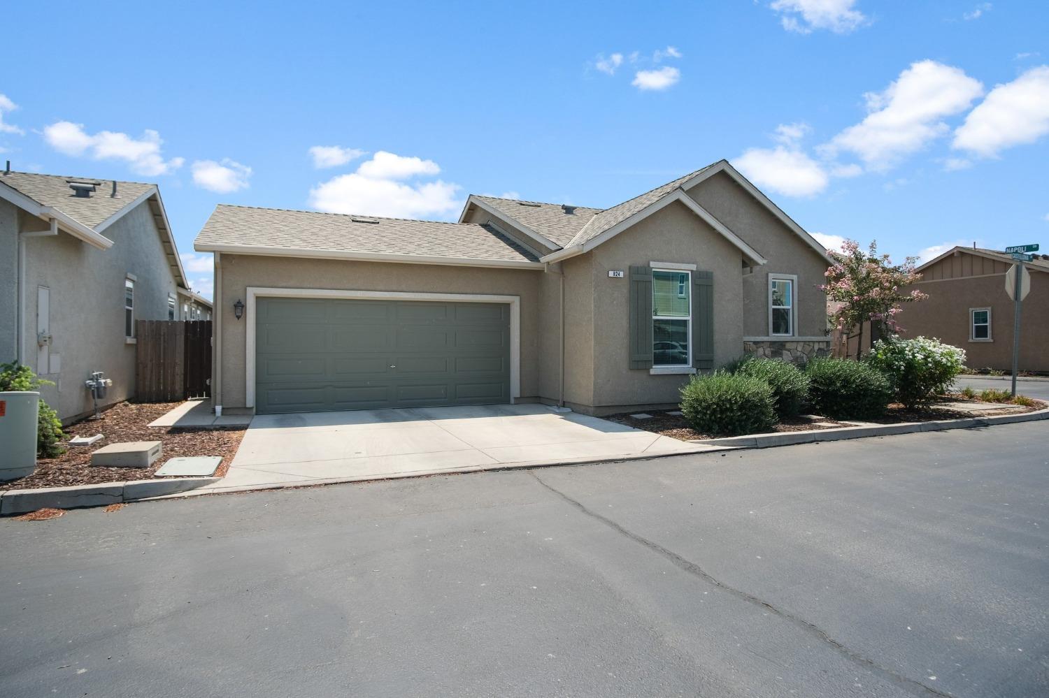 824 Castellona Drive