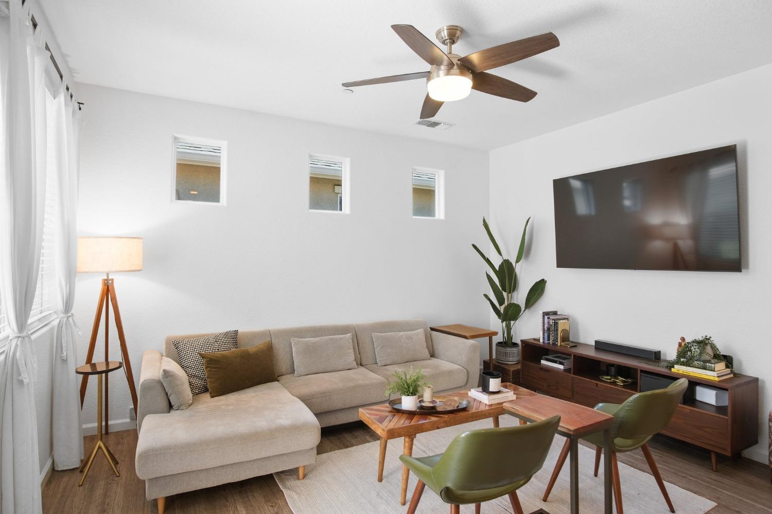 824 Castellona Drive