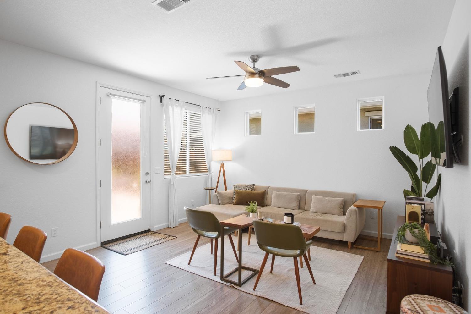 824 Castellona Drive