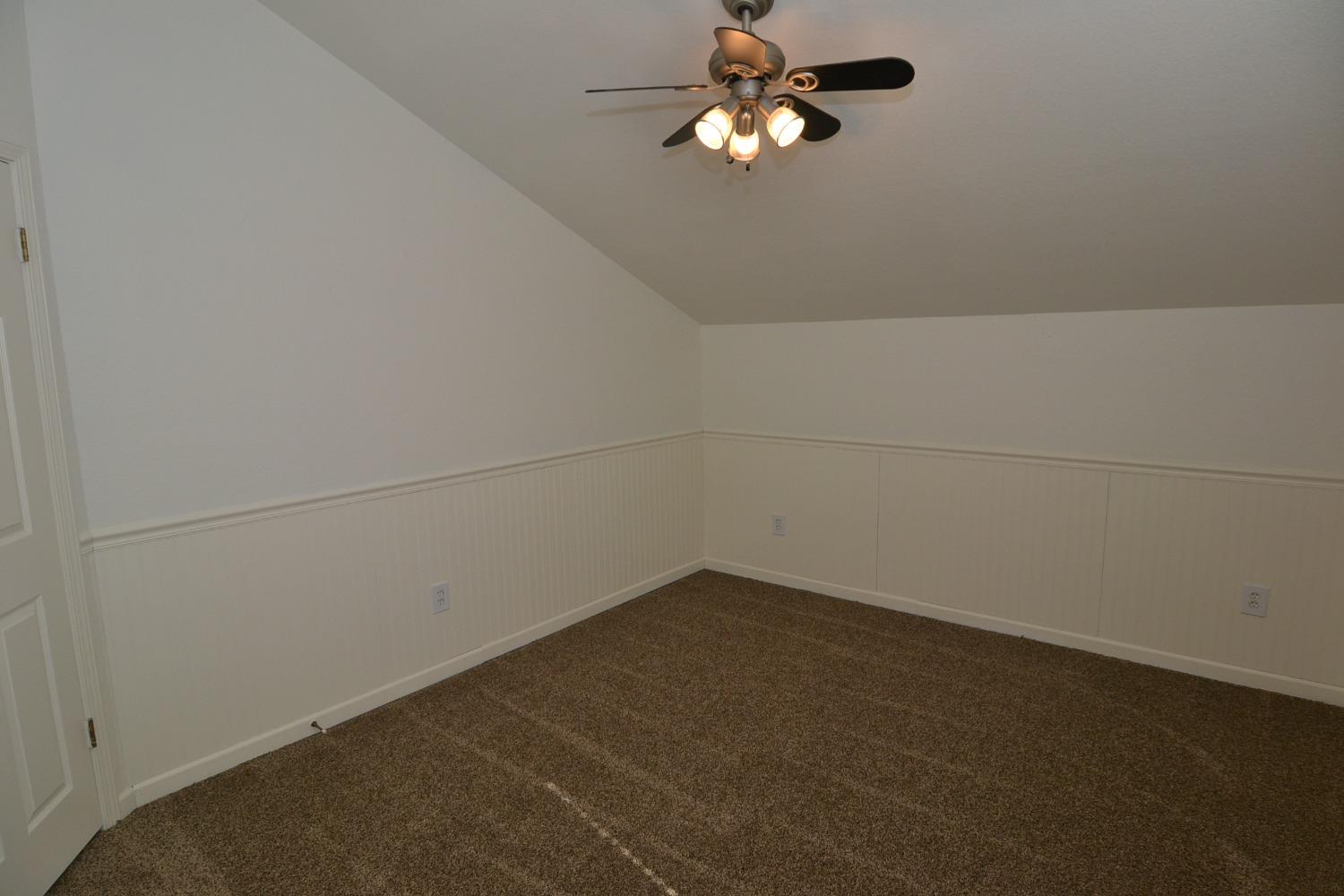 2817 Woodmont Circle