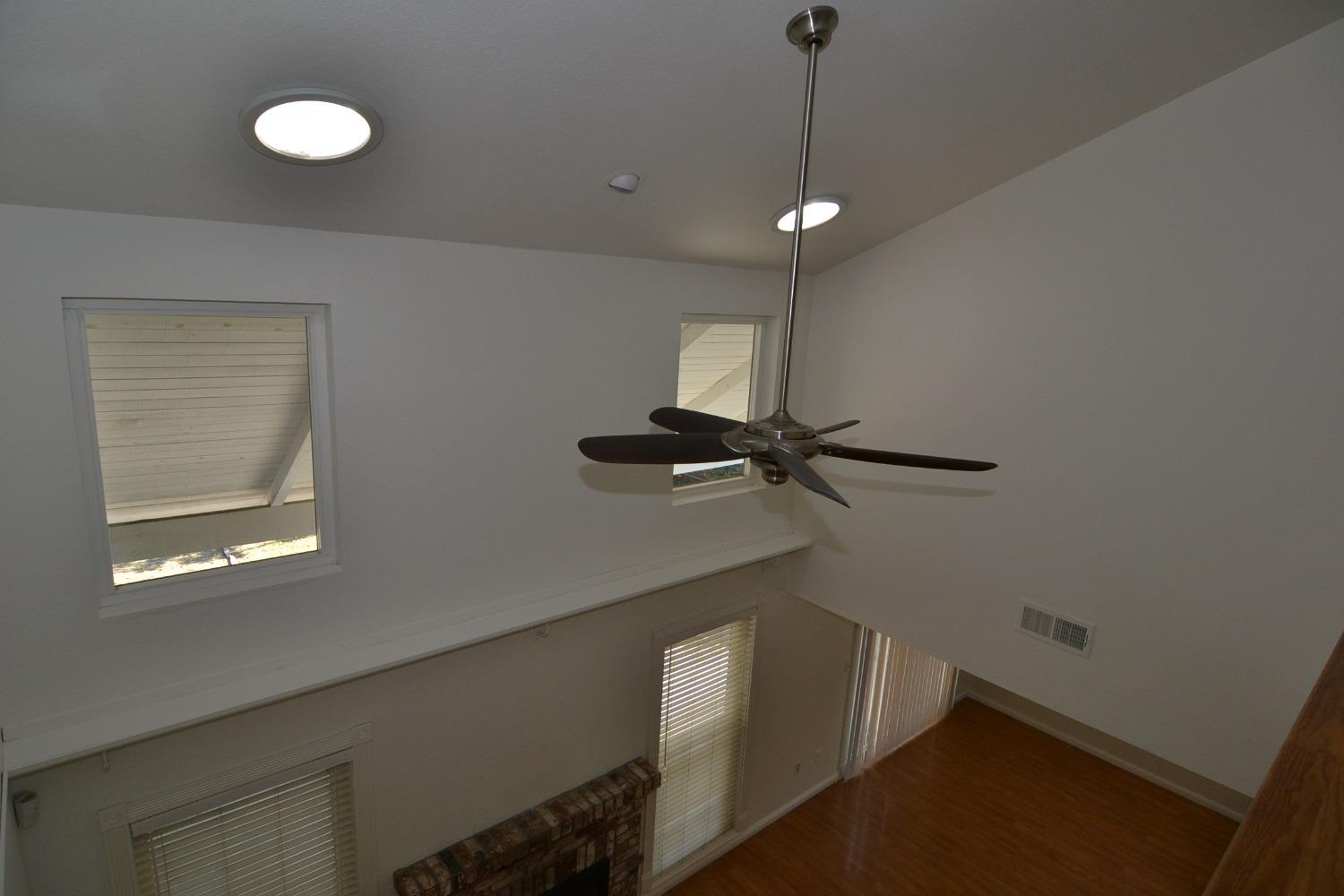 2817 Woodmont Circle