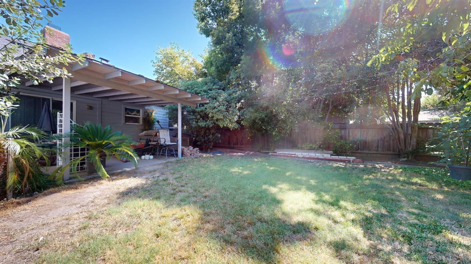 1476 E Canal Drive