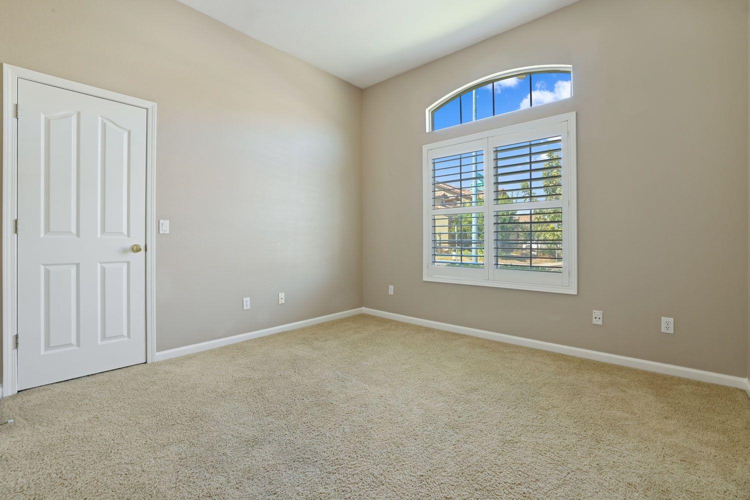 3300 Inverness Street