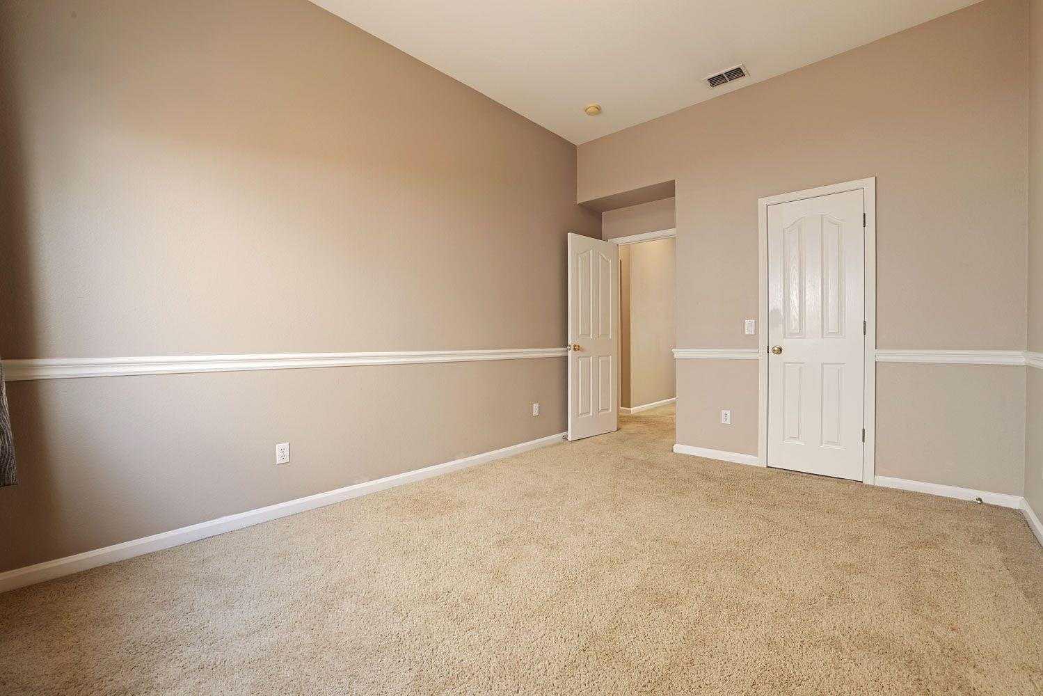 3300 Inverness Street