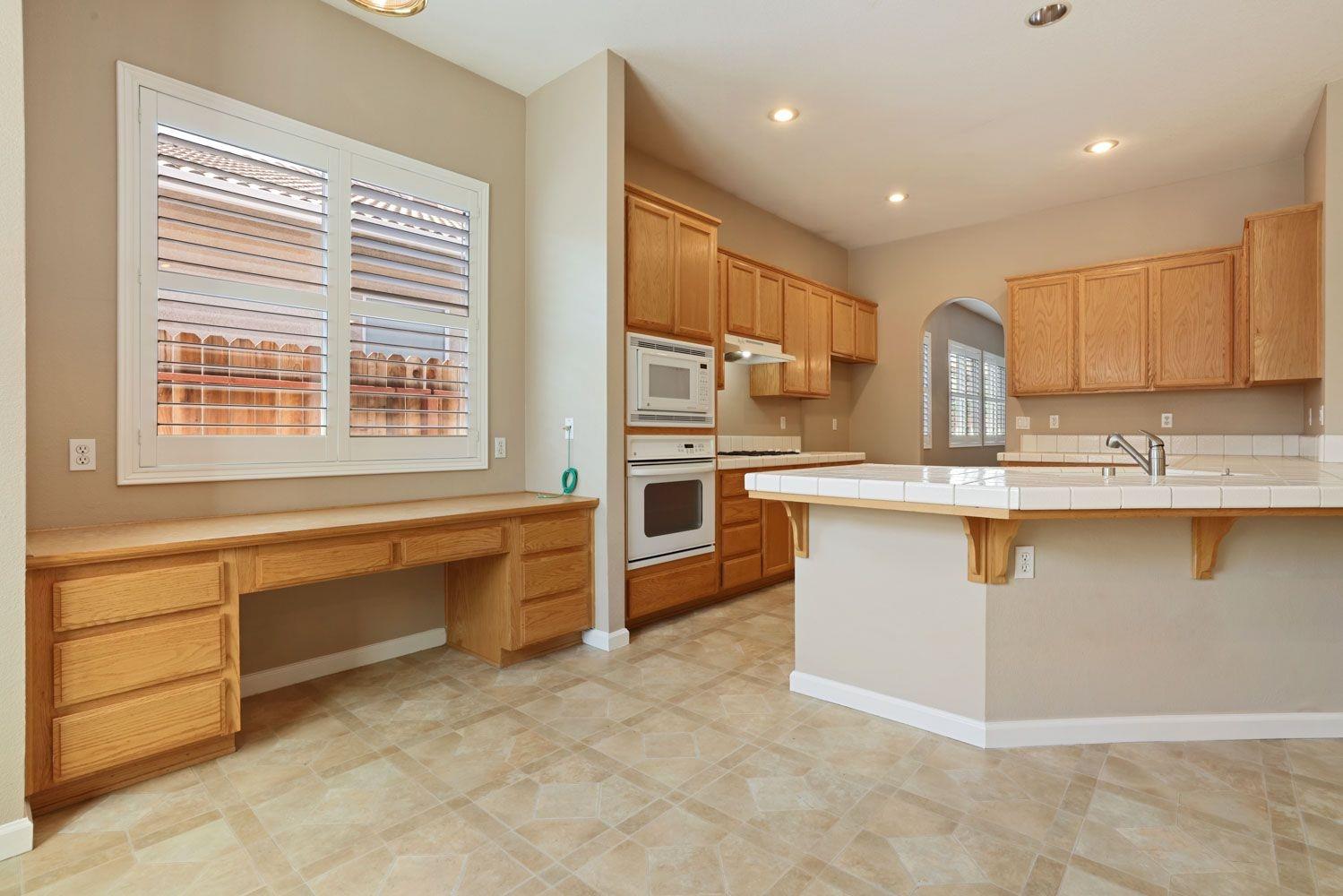 3300 Inverness Street