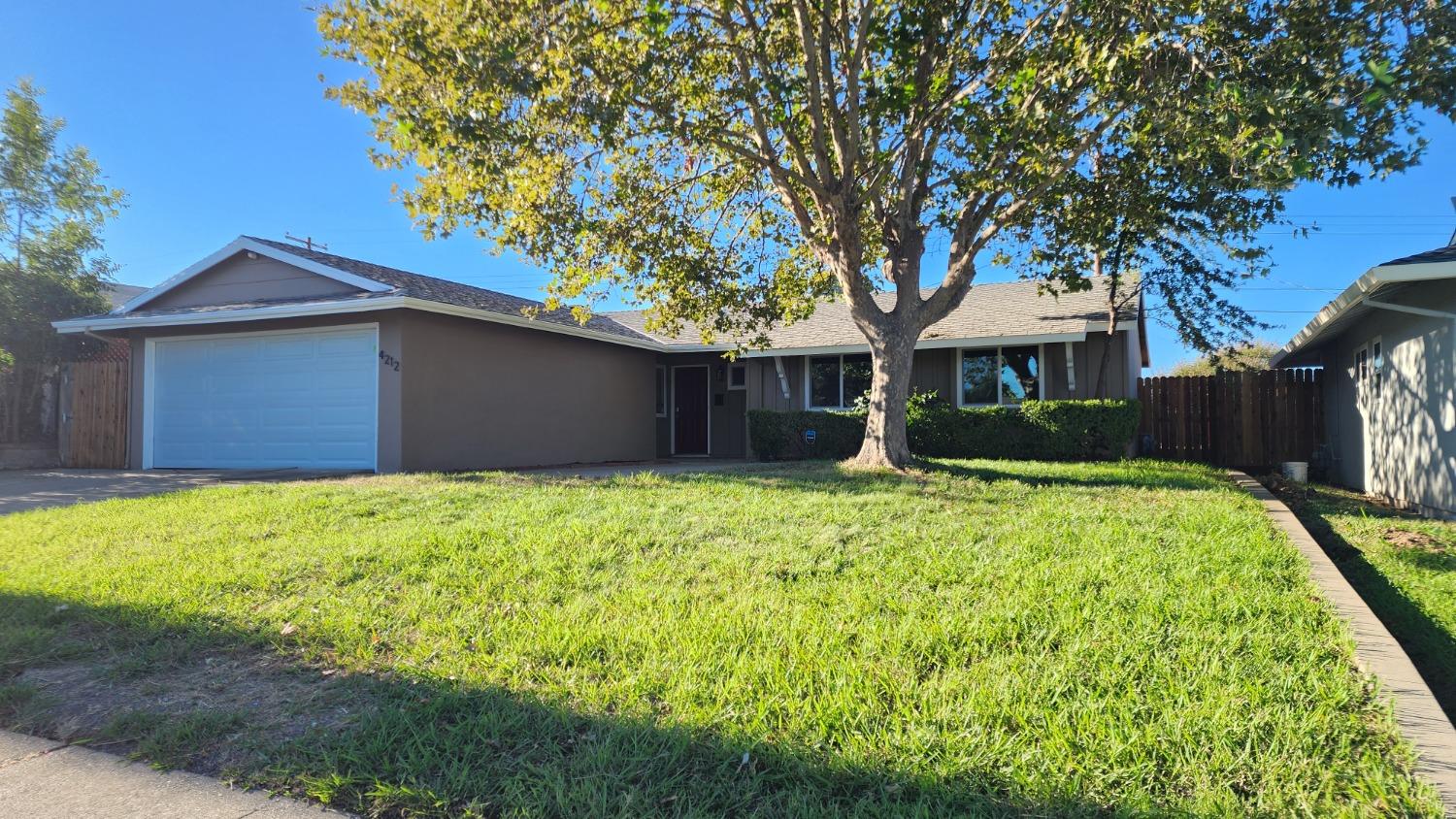 4212 Elkhorn Boulevard