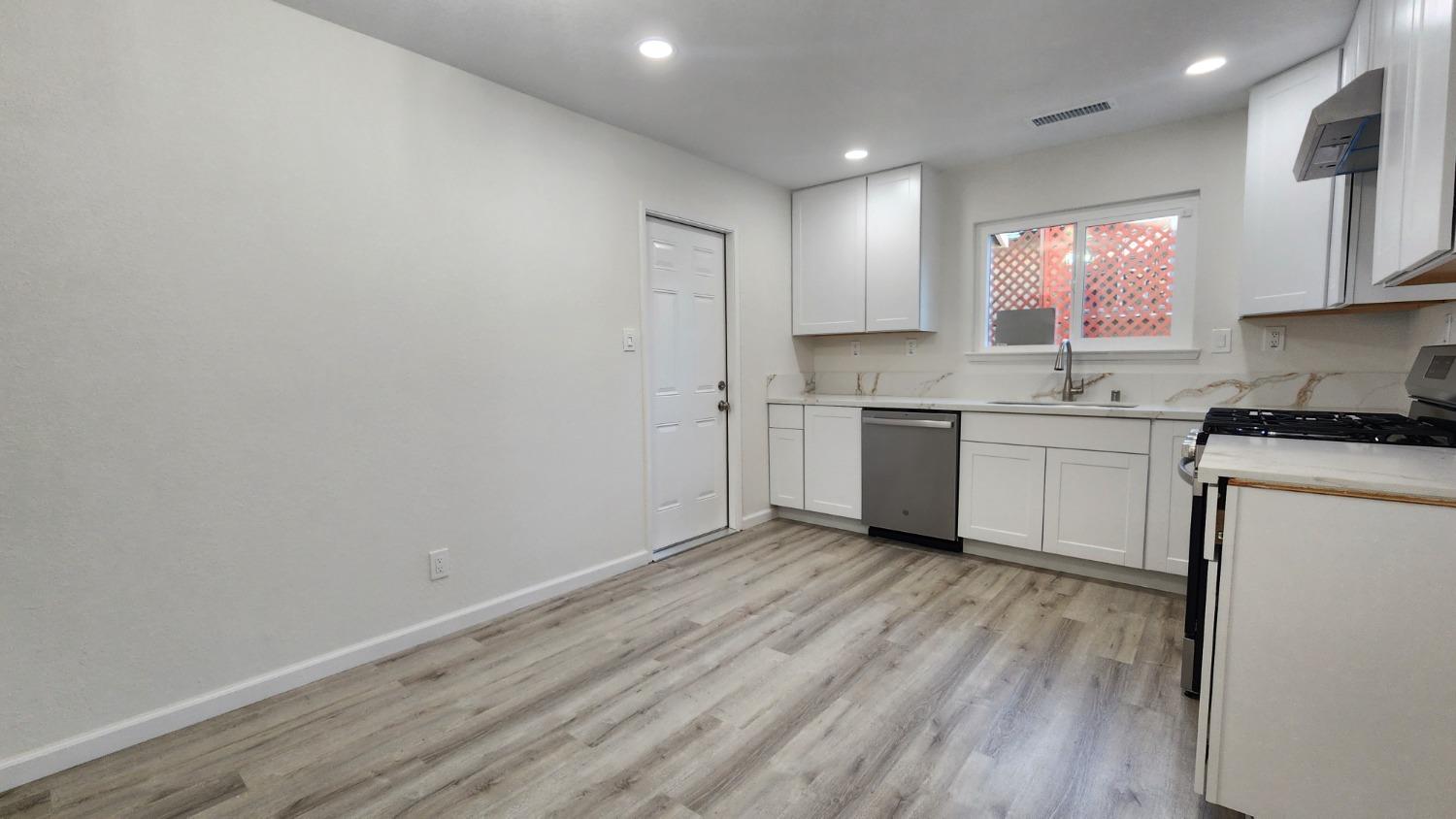 4212 Elkhorn Boulevard