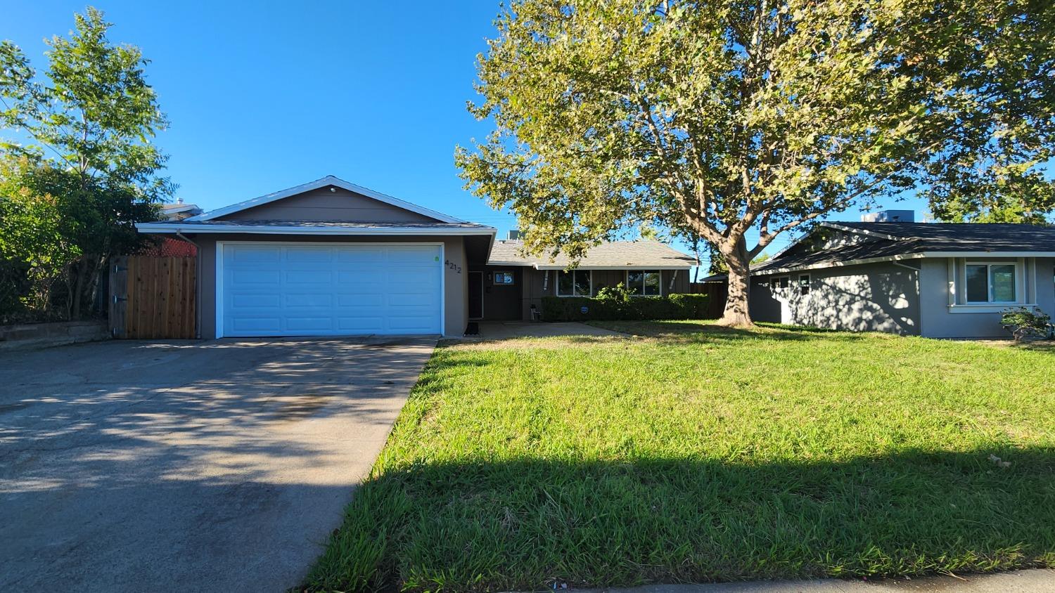 4212 Elkhorn Boulevard