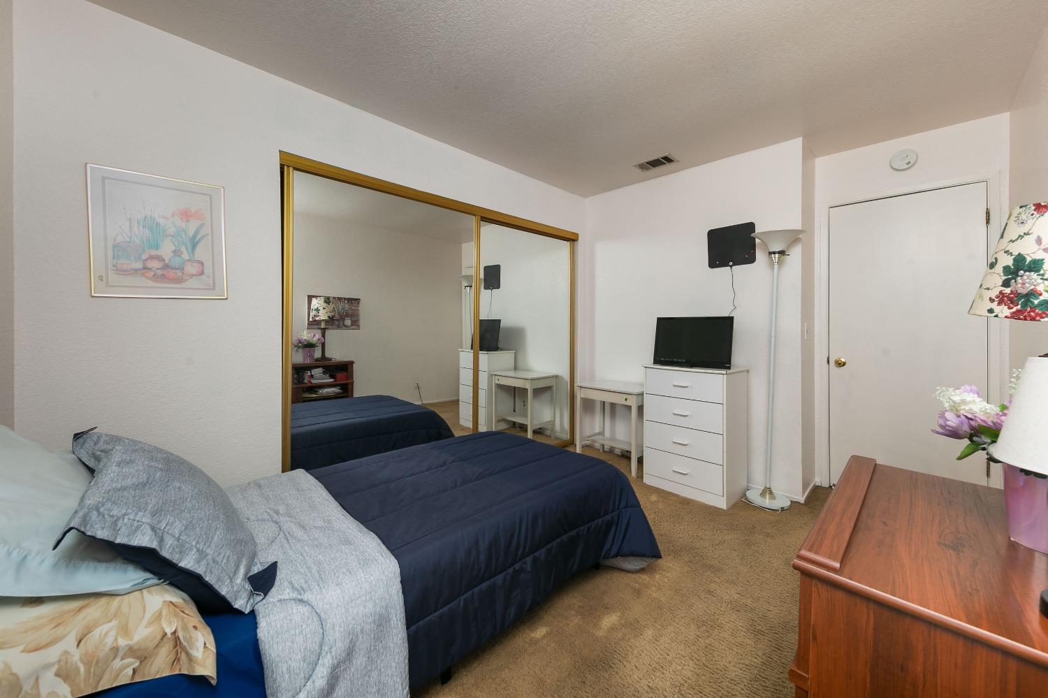 2294 Port Trinity Circle