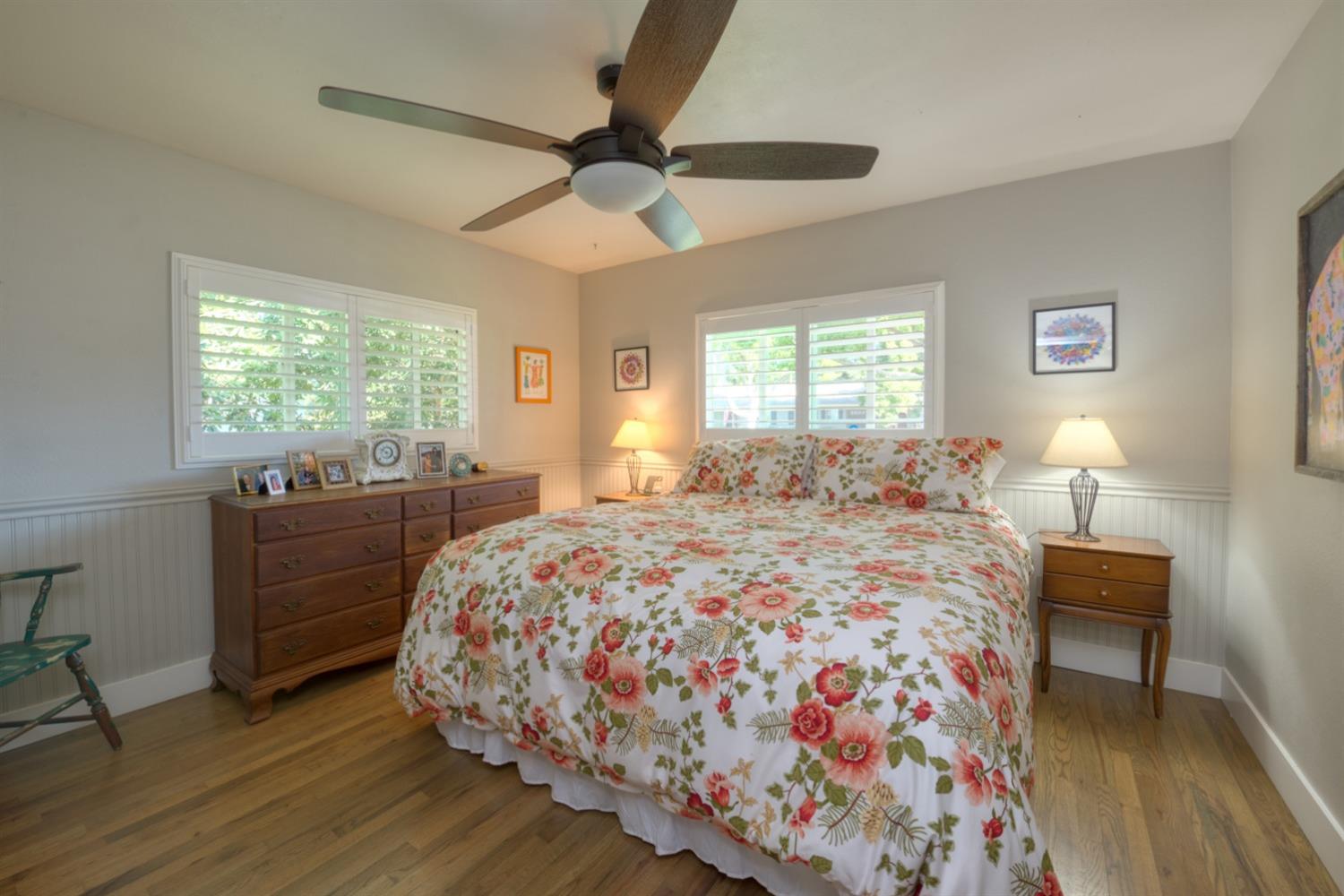 2090 El Camino Drive