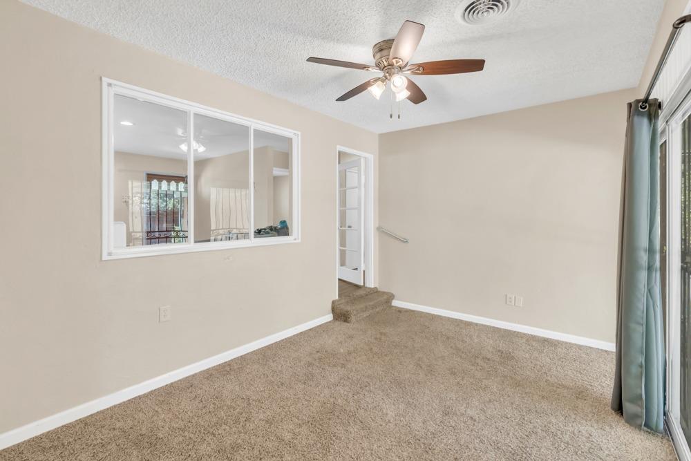 1542 Maplewood Drive