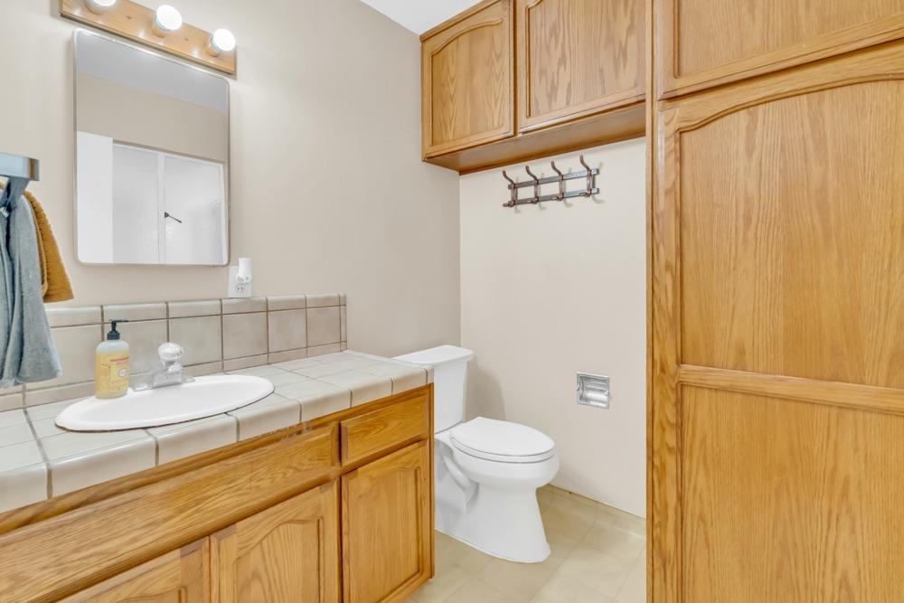 1542 Maplewood Drive