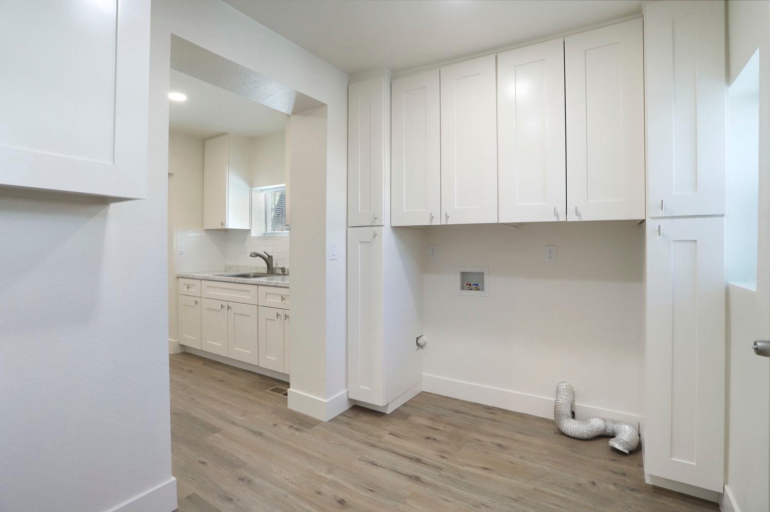 1653 E Lindsay Street