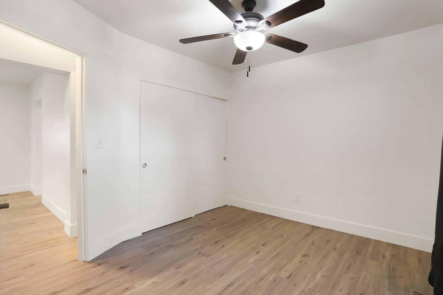 1653 E Lindsay Street