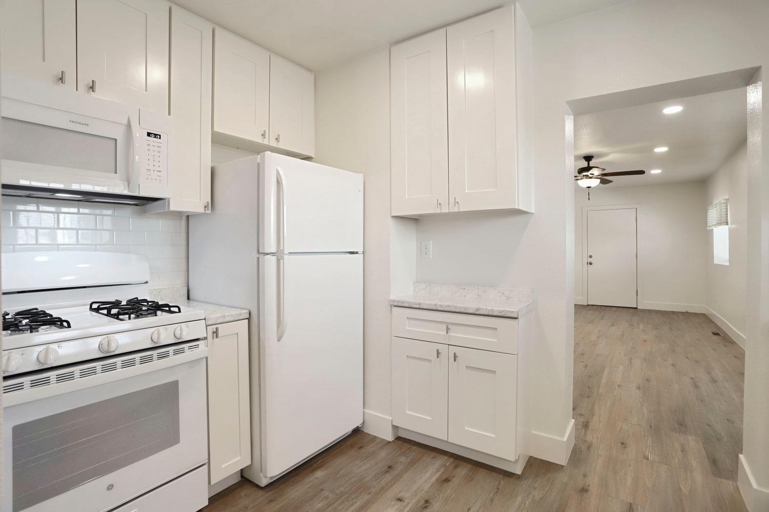 1653 E Lindsay Street