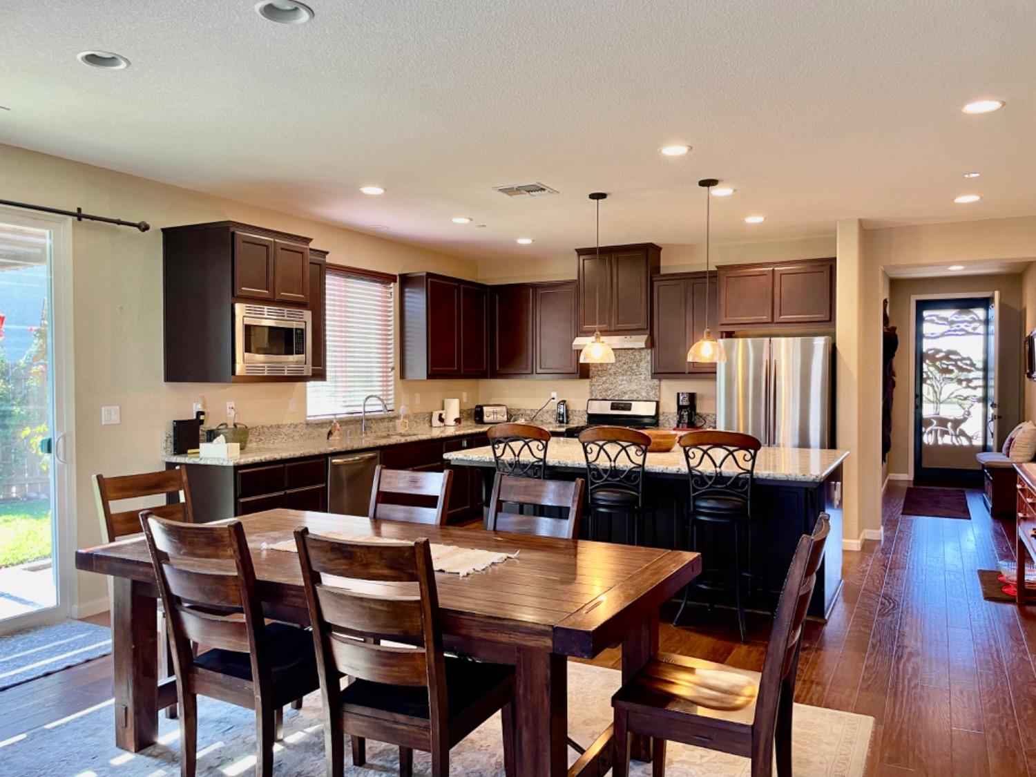 4609 Amaryllis Circle