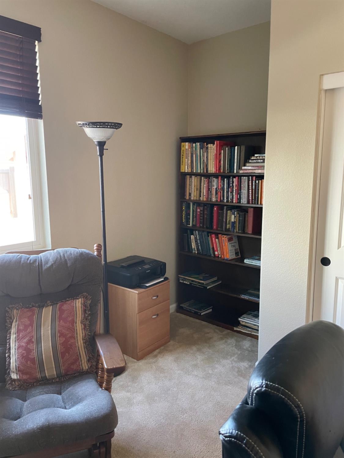 4609 Amaryllis Circle