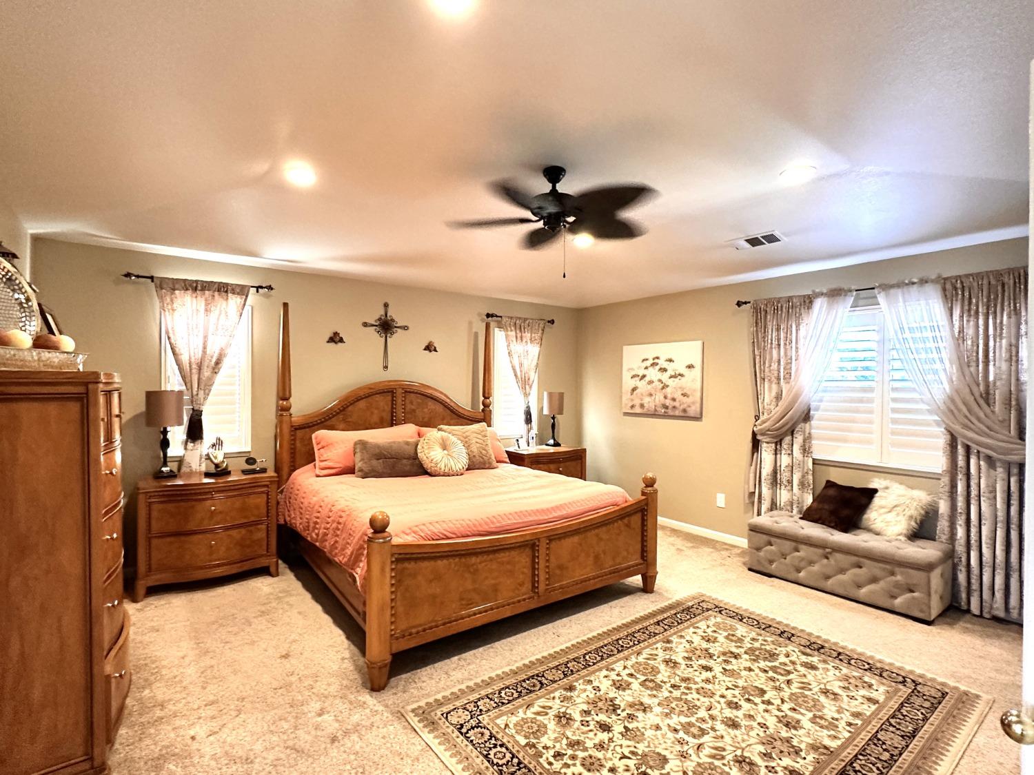 1025 W Springer Drive