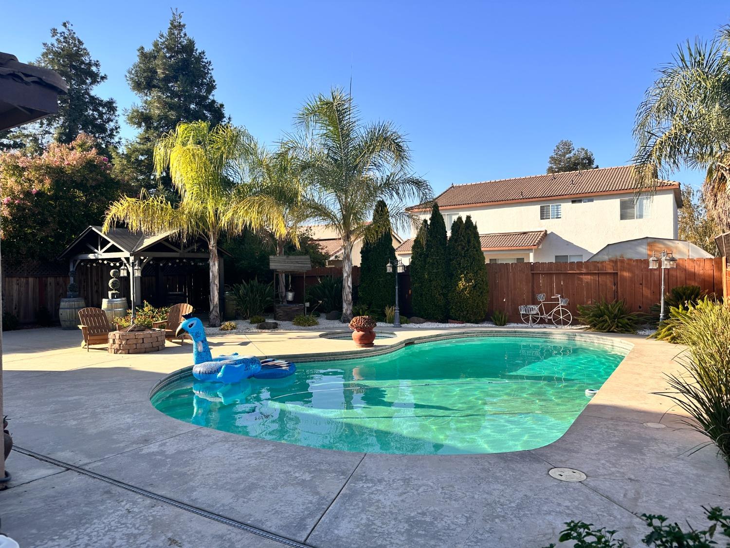 1025 W Springer Drive