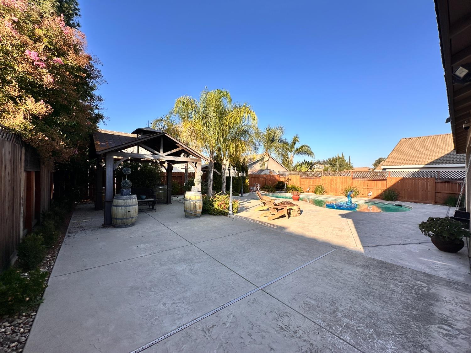 1025 W Springer Drive