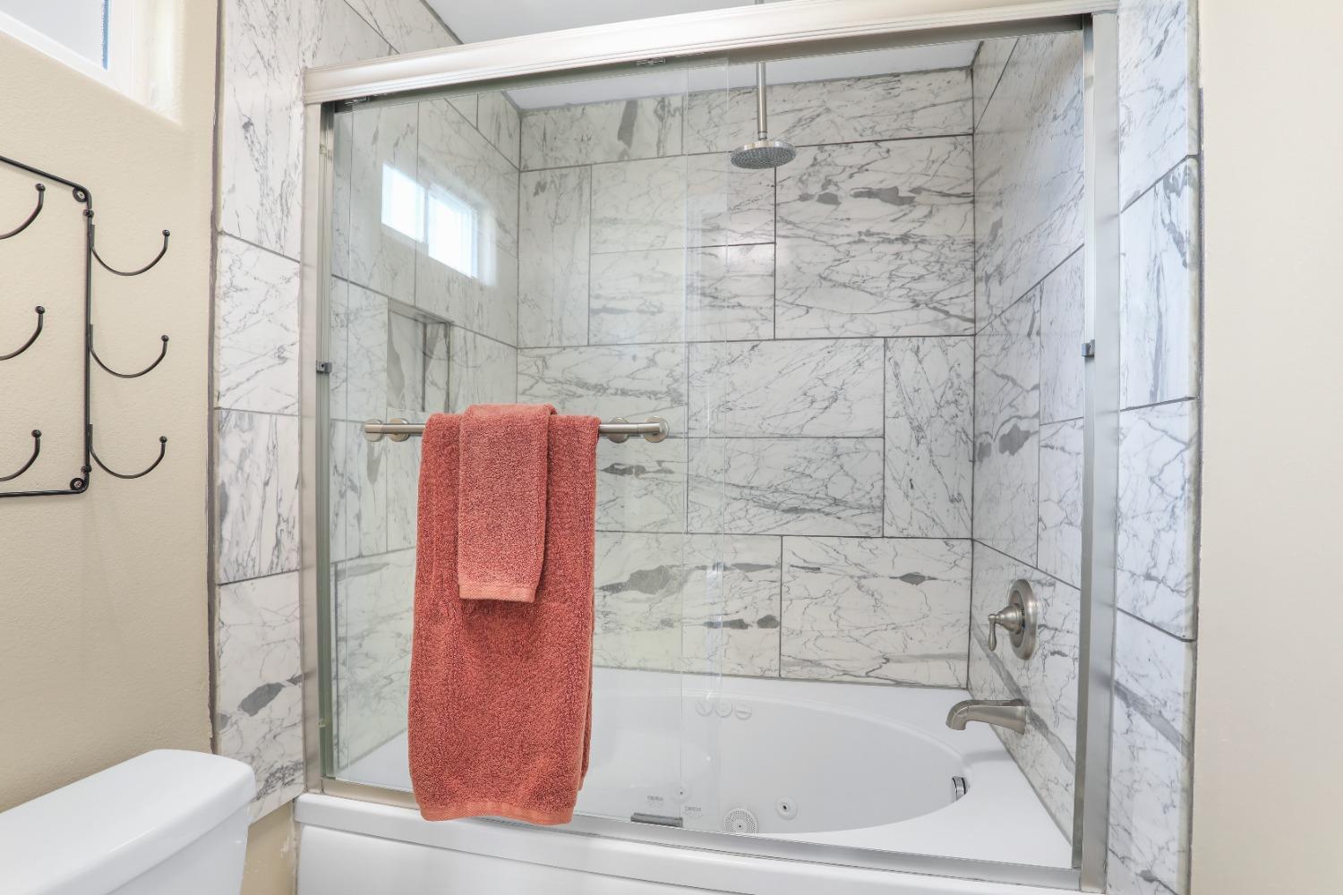 1207 Duck Blind Circle