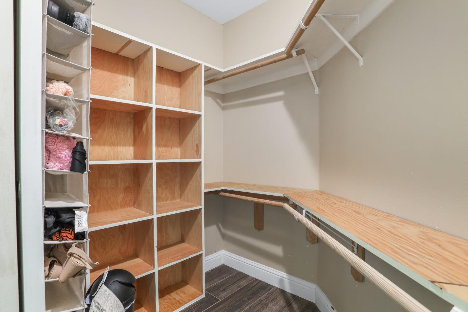 1207 Duck Blind Circle