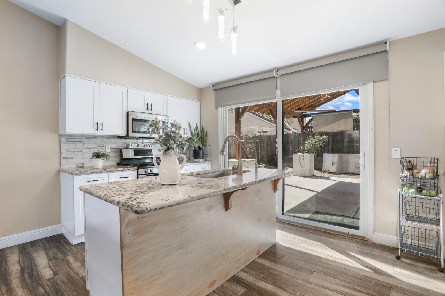 1207 Duck Blind Circle