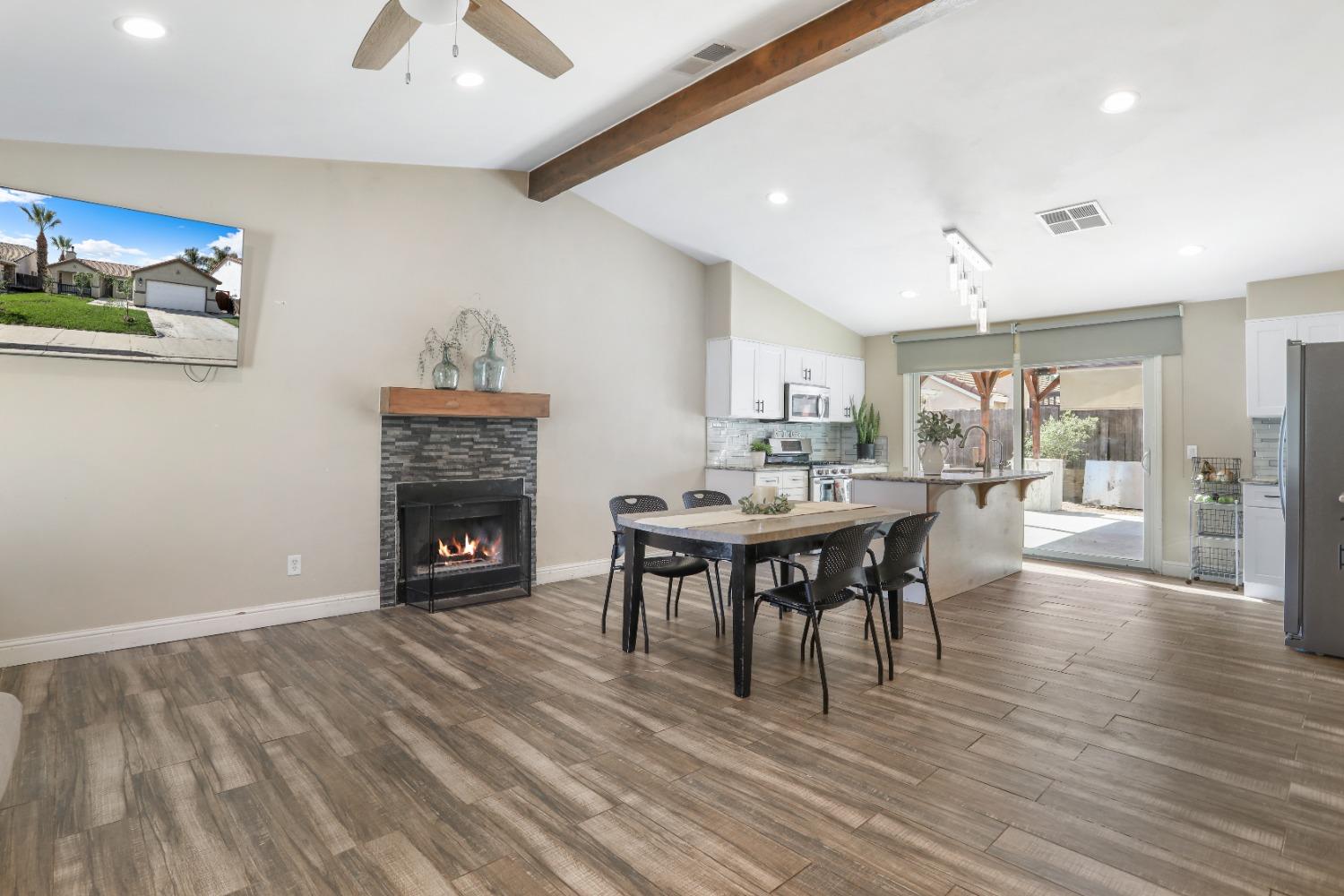 1207 Duck Blind Circle