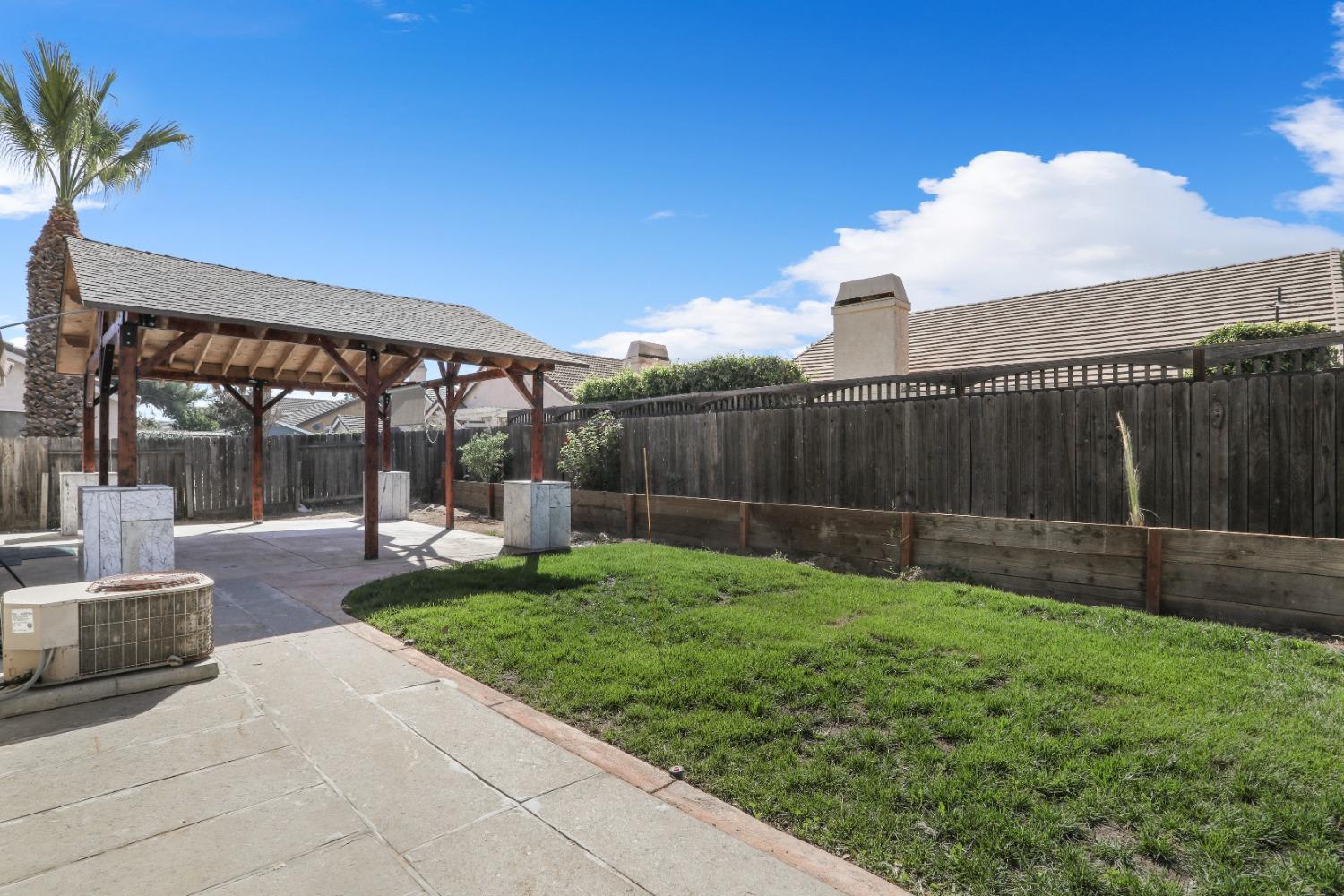 1207 Duck Blind Circle