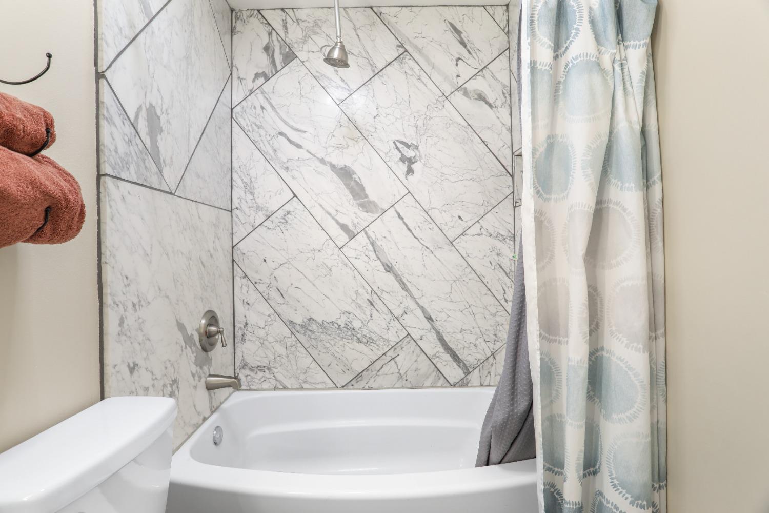 1207 Duck Blind Circle