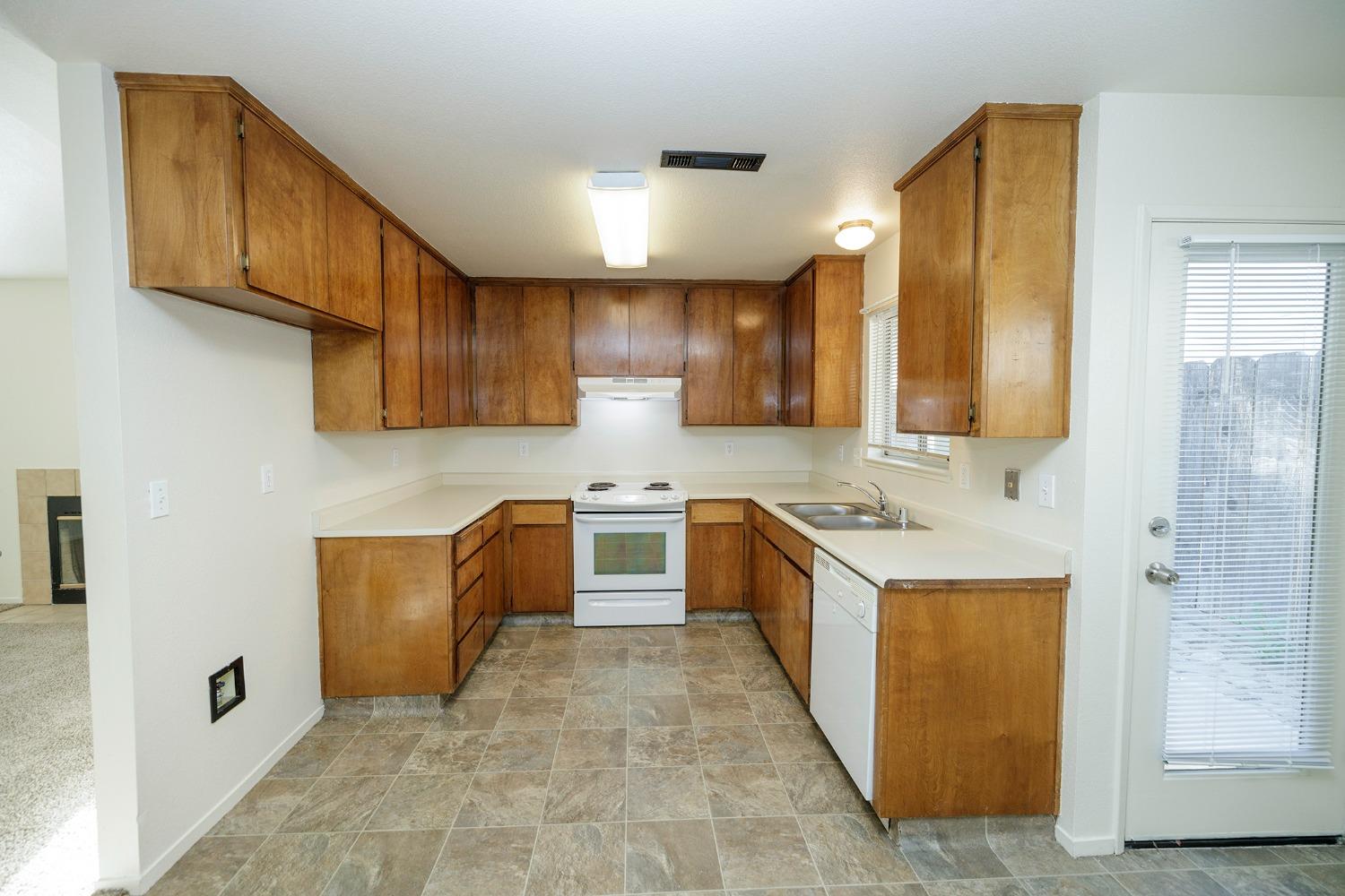 2071 Joynichole Drive