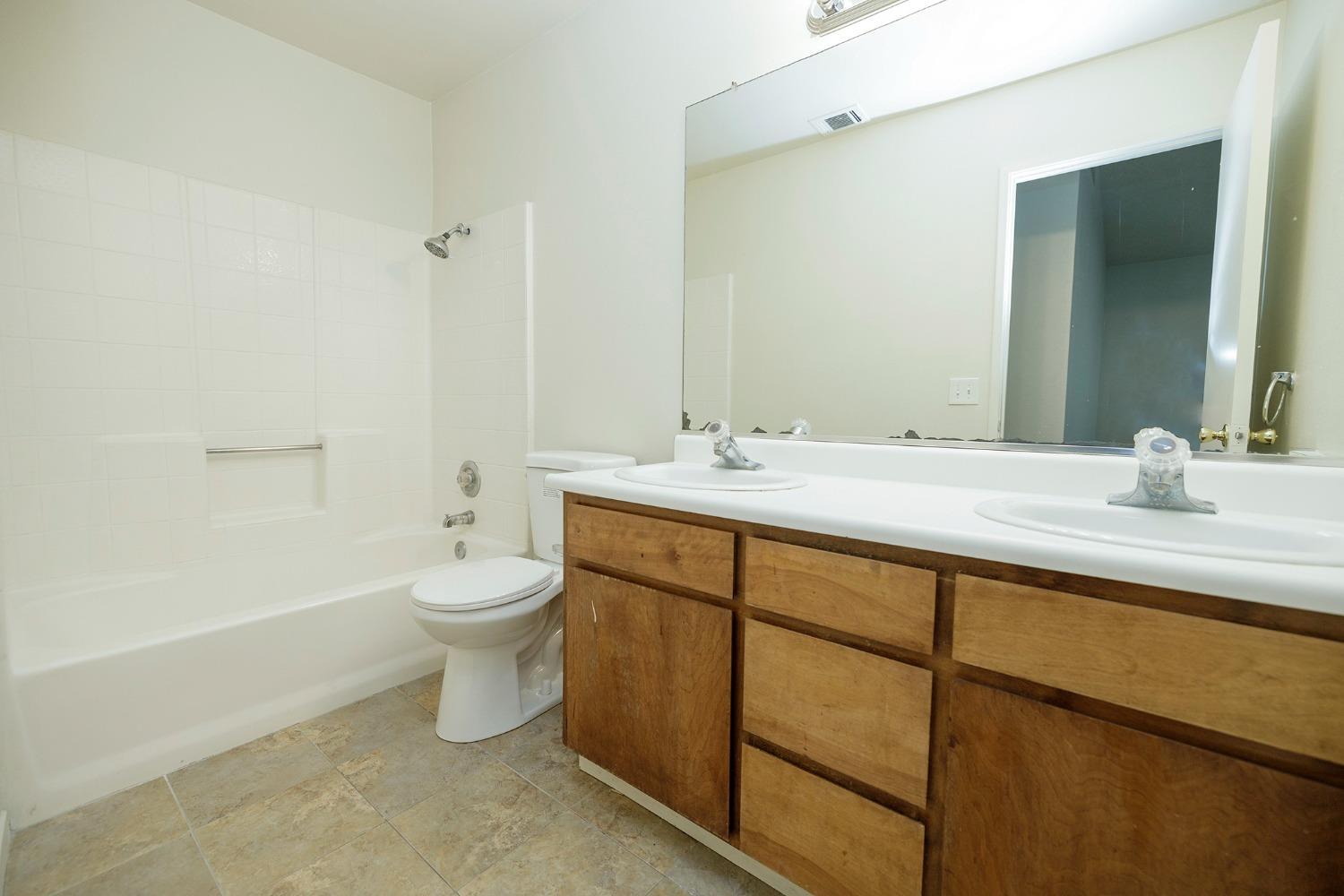 2071 Joynichole Drive