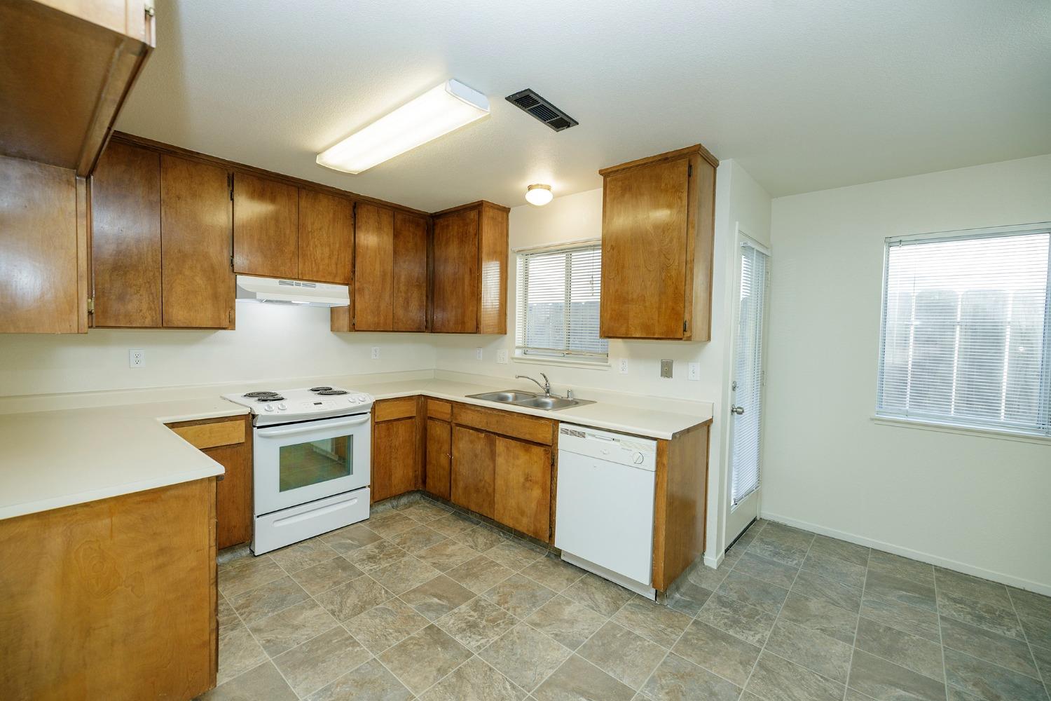 2071 Joynichole Drive